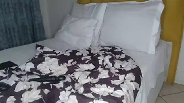 Bella 2025 online show from February 19, 6:16 pm