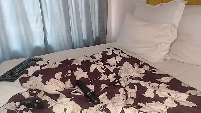 Bella 2025 online show from February 22, 8:06 am