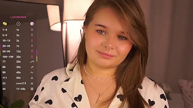 Snapshot of Anna_Nicol chatting on October 12, 12:06 pm Anna Nicol online show from October 12, 12:06 pm