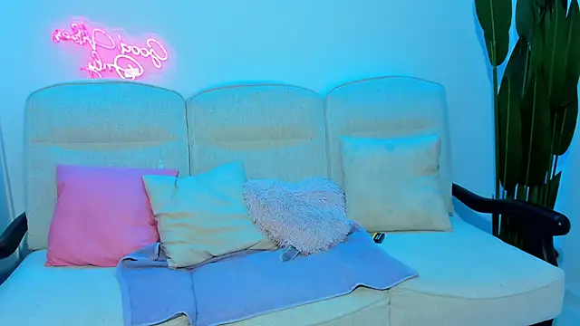 JessicaSky  online show from March 20, 7:37 pm