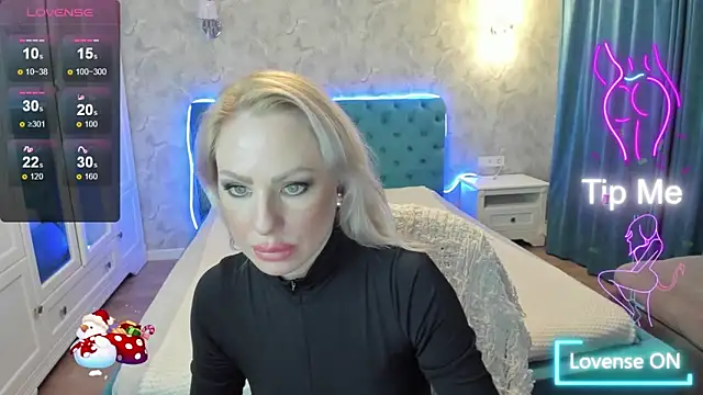 Tina Shines online show from November 24, 1:00 pm