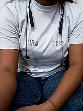 Rekha 89 online show from November 23, 3:27 am