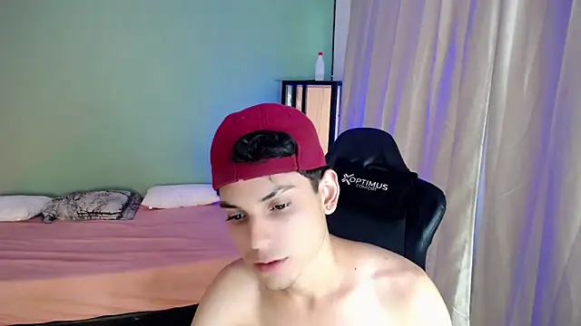 dilan hott  online show from September 9, 9:13 pm