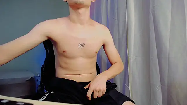 dilan hott  online show from September 21, 9:31 pm