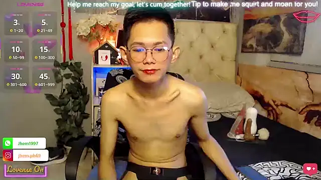 Skinny CumLoader69 online show from October 25, 11:27 pm