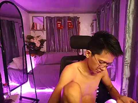 Skinny CumLoader69 online show from November 15, 1:15 pm