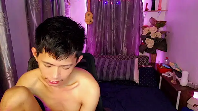 Snapshot of Skinny_CumLoader69 chatting on February 3, 7:19 pm Skinny CumLoader69 online show from February 3, 7:19 pm
