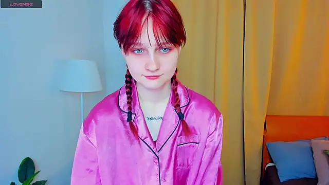 KatyKufel online show from November 1, 6:57 pm