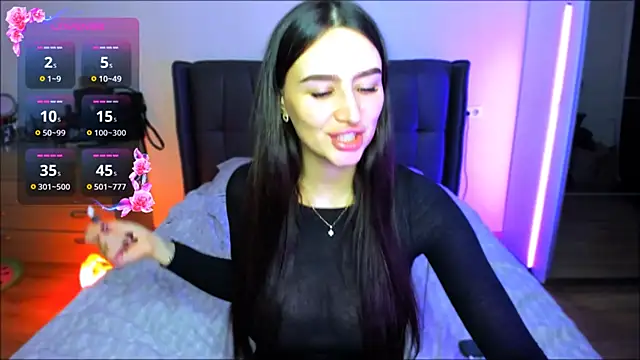 Veronica Larsson online show from October 10, 5:14 pm