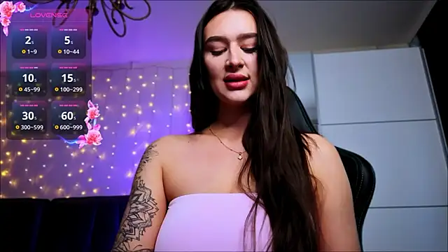 Veronica Larsson online show from March 19, 10:26 am