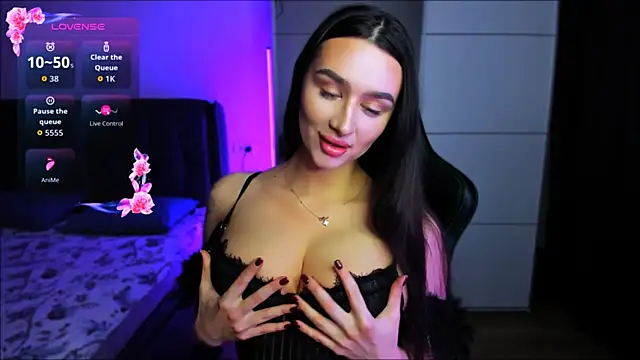 Snapshot of Veronica_Larsson chatting on November 13, 8:24 pm Veronica Larsson online show from November 13, 8:24 pm