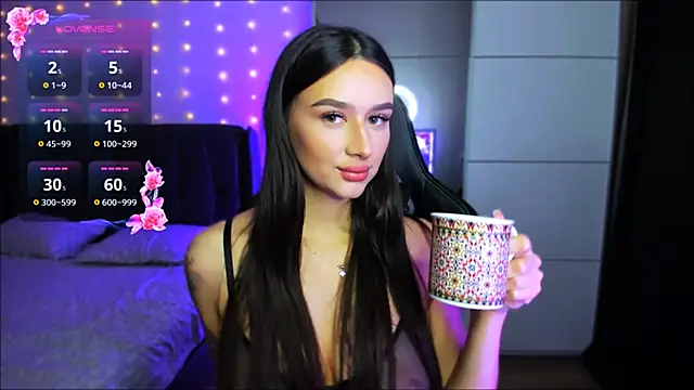 Snapshot of Veronica_Larsson chatting on November 29, 7:14 pm Veronica Larsson online show from November 29, 7:14 pm