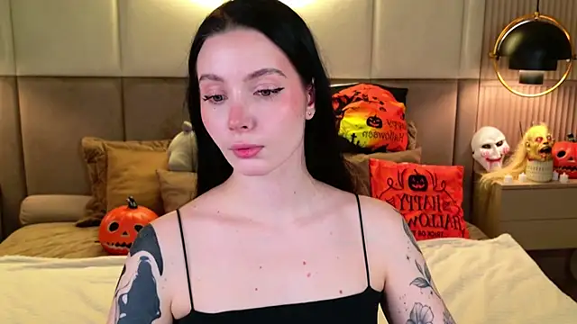 Goldy Stark online show from November 1, 8:36 pm