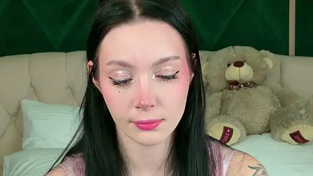 Goldy Stark online show from February 6, 8:49 pm