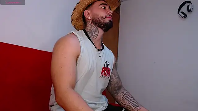 tommyblessd1 online show from November 4, 9:24 am