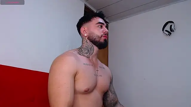 tommyblessd1 online show from October 28, 6:01 am