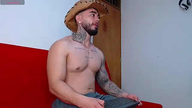 tommyblessd1 online show from October 4, 6:15 am