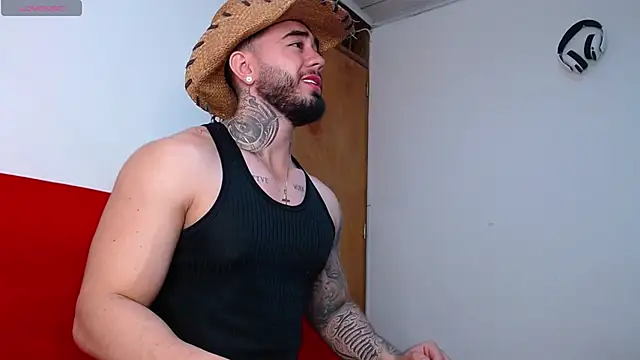 tommyblessd1 online show from October 10, 5:08 am
