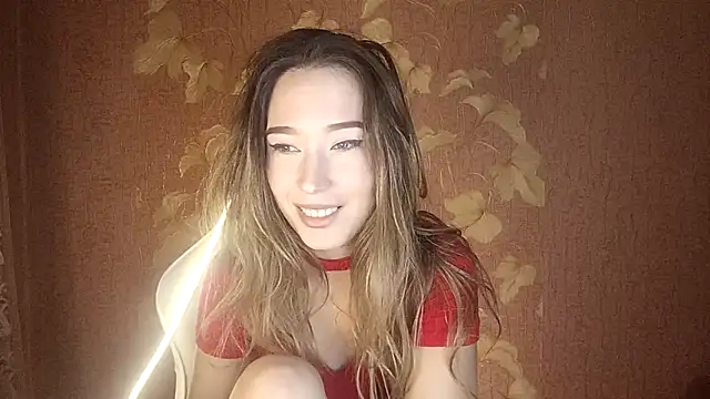 Awora Wolf online show from September 26, 10:05 pm