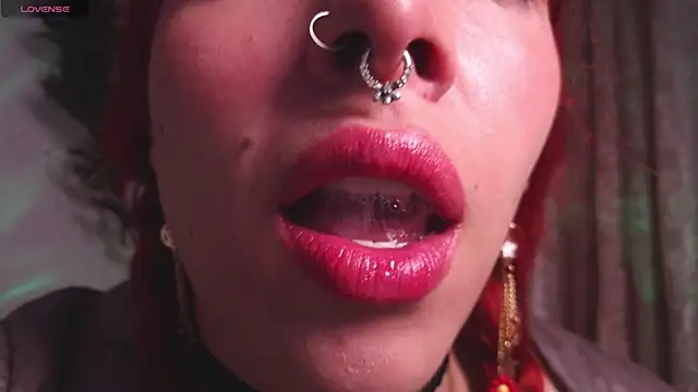 bri von dhara   online show from November 25, 3:56 pm