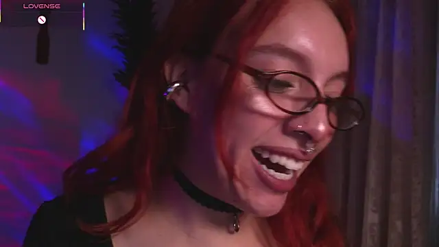 bri von dhara   online show from December 15, 11:38 am