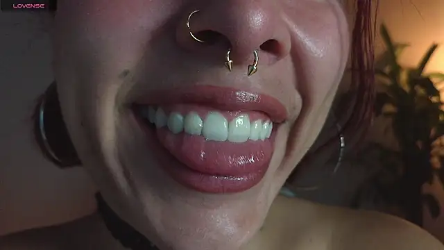 bri von dhara   online show from July 16, 10:51 pm