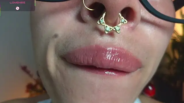 bri von dhara   online show from June 23, 8:40 pm