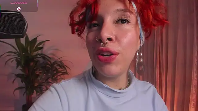 bri von dhara   online show from October 25, 5:35 pm