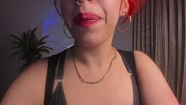 Snapshot of bri_von_dhara__ chatting on October 6, 10:38 am bri von dhara online show from October 6, 10:38 am