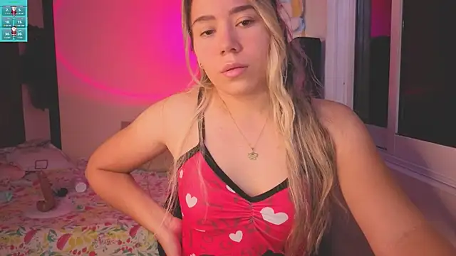 Aiilyn Ds online show from November 26, 5:18 am