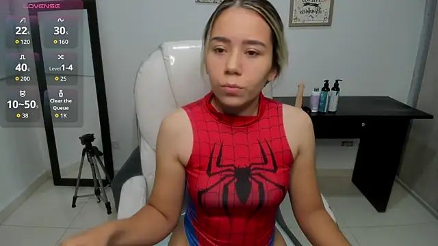 Aiilyn Ds online show from September 24, 9:38 am