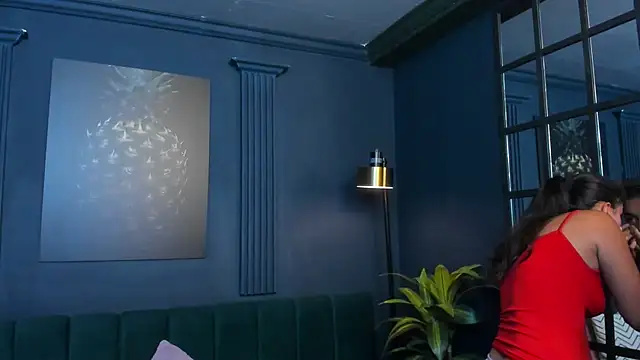 Snapshot of aliceandsia chatting on October 11, 4:24 am aliceandsia online show from October 11, 4:24 am