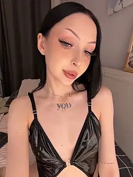 Lina Thornton  online show from April 16, 4:41 pm