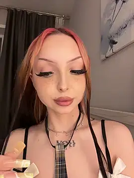 Lina Thornton  online show from March 11, 9:42 pm