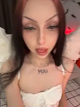 Lina Thornton  online show from October 30, 8:50 pm