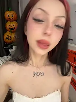 Lina Thornton  online show from November 1, 9:41 pm