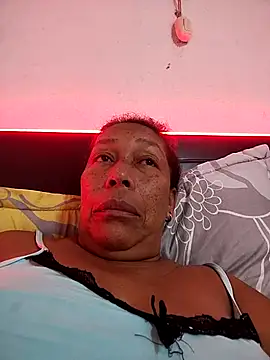 Naomi-Mature online show from December 17, 8:08 am