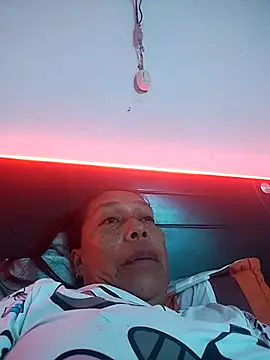 Naomi-Mature online show from December 15, 8:42 am