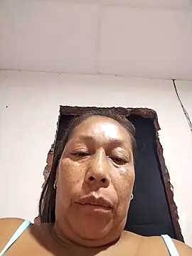 Naomi-Mature online show from November 10, 7:57 am