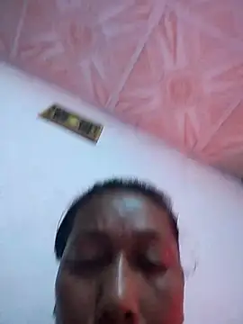 Naomi-Mature online show from December 1, 10:05 am