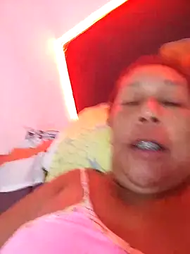 Naomi-Mature online show from November 20, 8:15 am