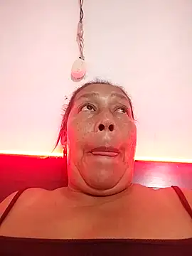 Naomi-Mature online show from May 4, 3:43 am