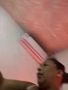 Naomi-Mature online show from March 7, 9:27 am