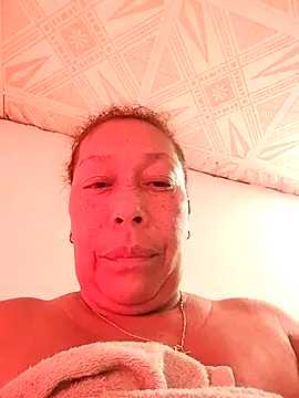 Naomi-Mature online show from February 13, 8:58 am