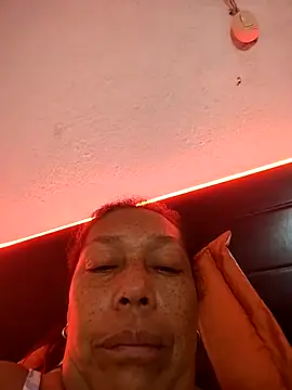 Naomi-Mature online show from March 22, 10:06 am