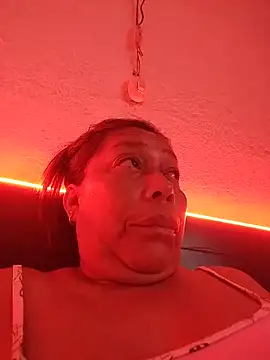 Naomi-Mature online show from May 14, 8:44 am