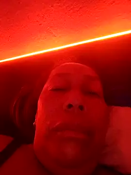 Naomi-Mature online show from February 28, 9:31 am