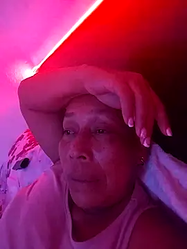 Naomi-Mature online show from April 17, 8:44 pm