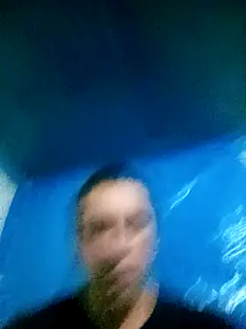 Snapshot of Luisjebdnsksksb233 chatting on December 14, 8:14 pm Luisjebdnsksksb233 online show from December 14, 8:14 pm