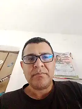 Snapshot of voyerista50 chatting on September 17, 4:42 pm voyerista50 online show from September 17, 4:42 pm